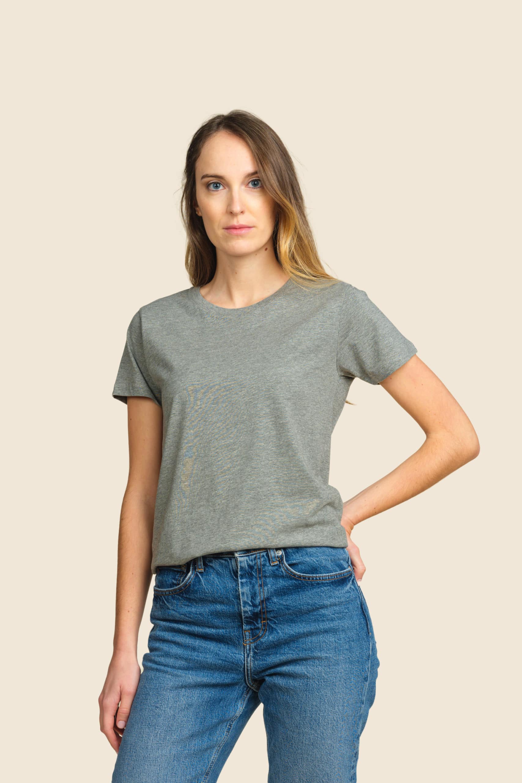 t-shirt léger gris femme personnalisable - Icone Design