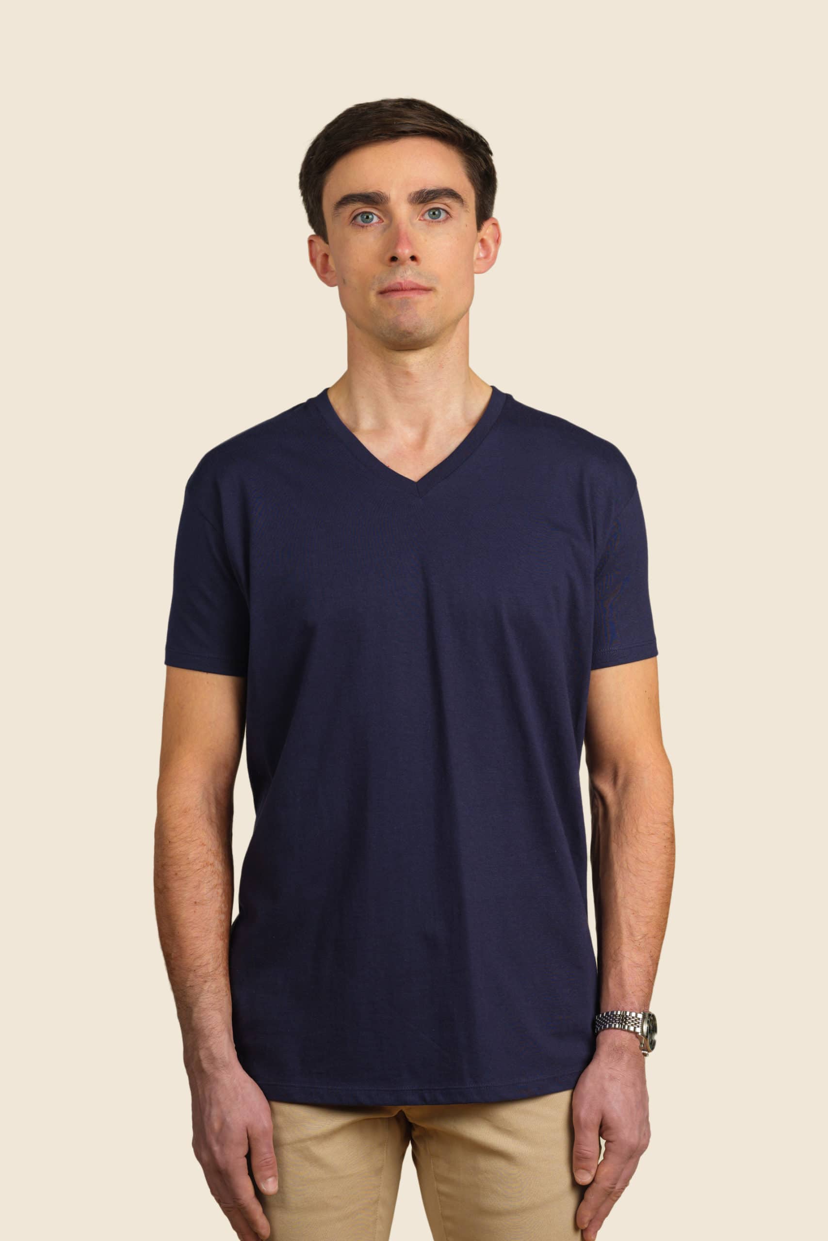 t-shirt col V homme personnalisable - Icone Design